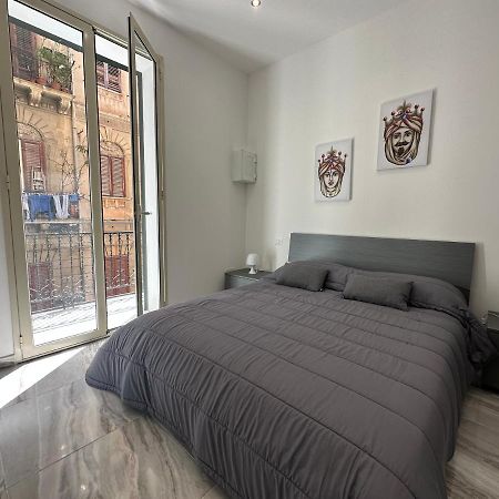 Di Pavia Apartment Palermo Bagian luar foto